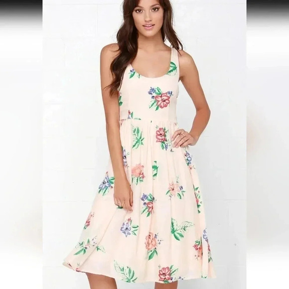 BB Dakota Heleen Peach Floral Print Midi Dress - Picture 1 of 7